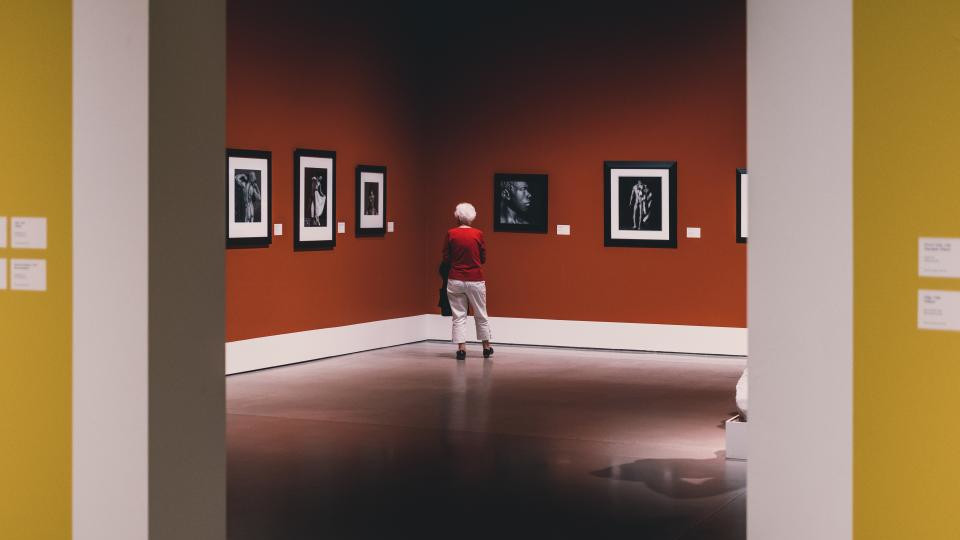 Gallery view - page footer image